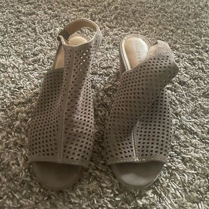 Lucky Brand open toe heel